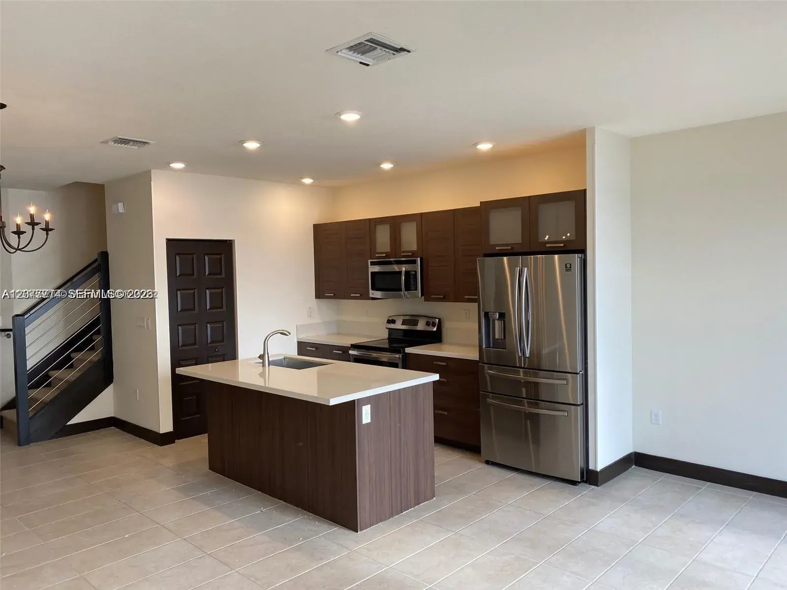 9116 NW 158th St, Miami Lakes FL 33018