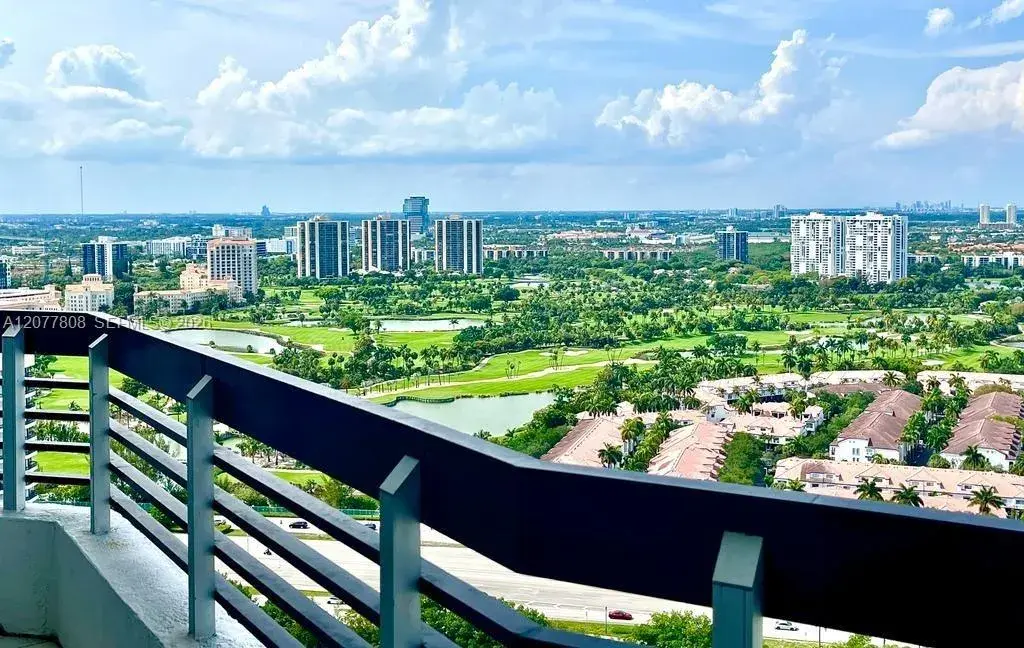 3530 Mystic Pointe Dr # 3207, Aventura FL 33180