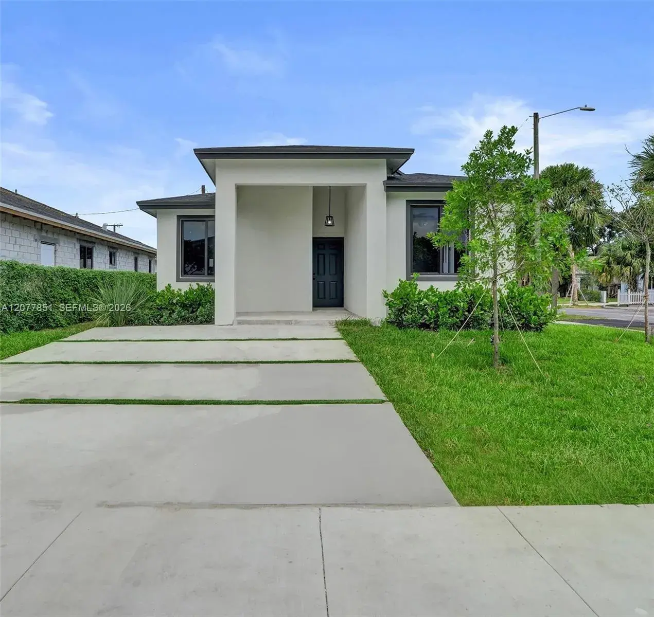 4 bedroom 3 bath Residential for sale at 599 SW 12th Ave, Dania Beach FL 33004