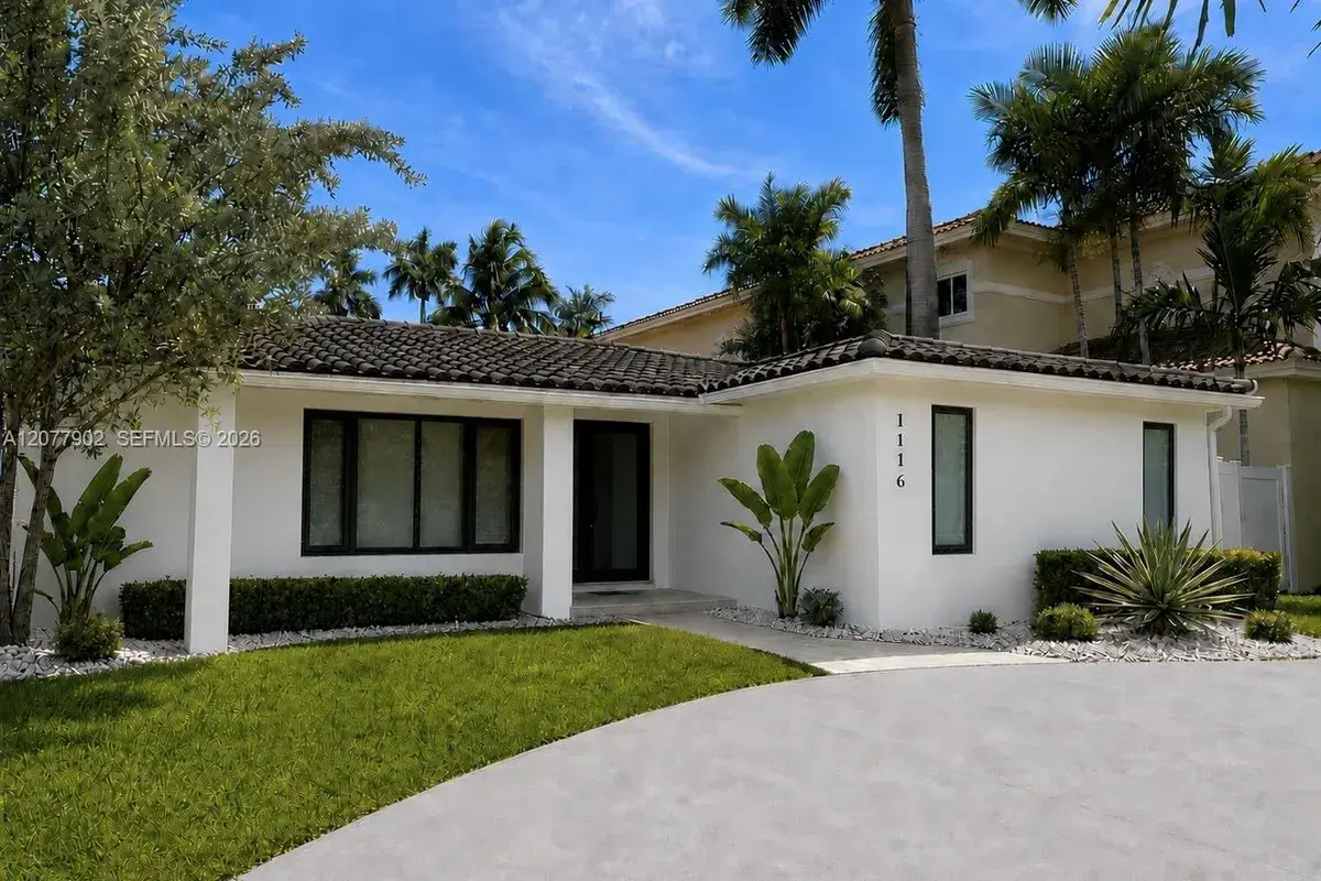 1116 Hollywood Blvd, Hollywood FL 33019