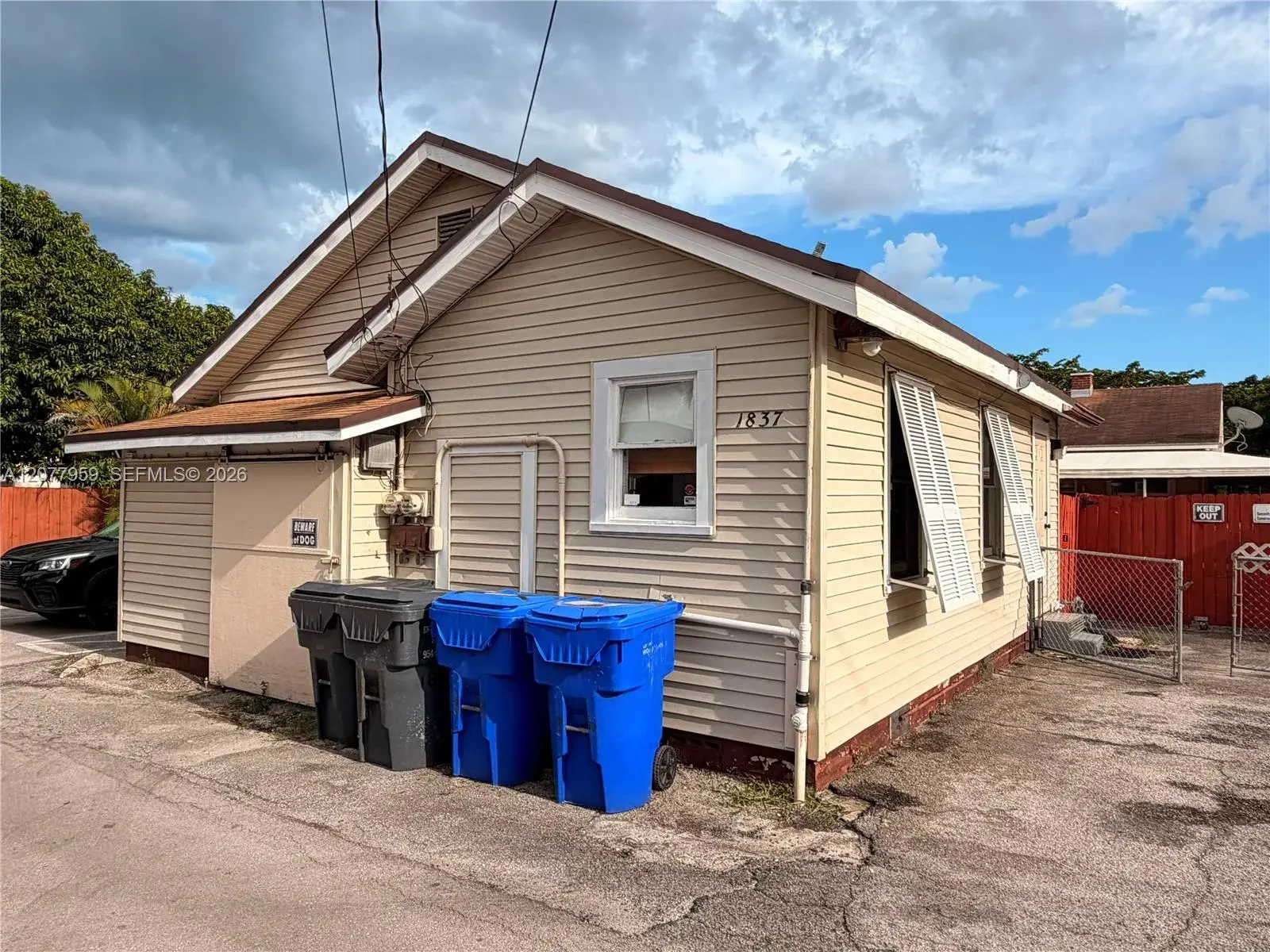 1 bedroom 1 bath Residential Lease for rent at 1837 Buchanan St, Hollywood FL 33020