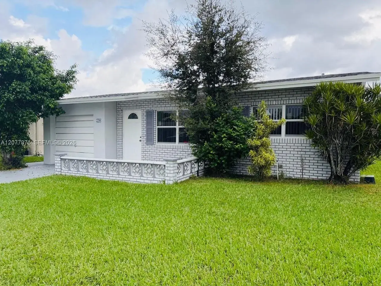 2 bedroom 1 bath Residential for sale at 720 NW 74th Way, Margate FL 33063