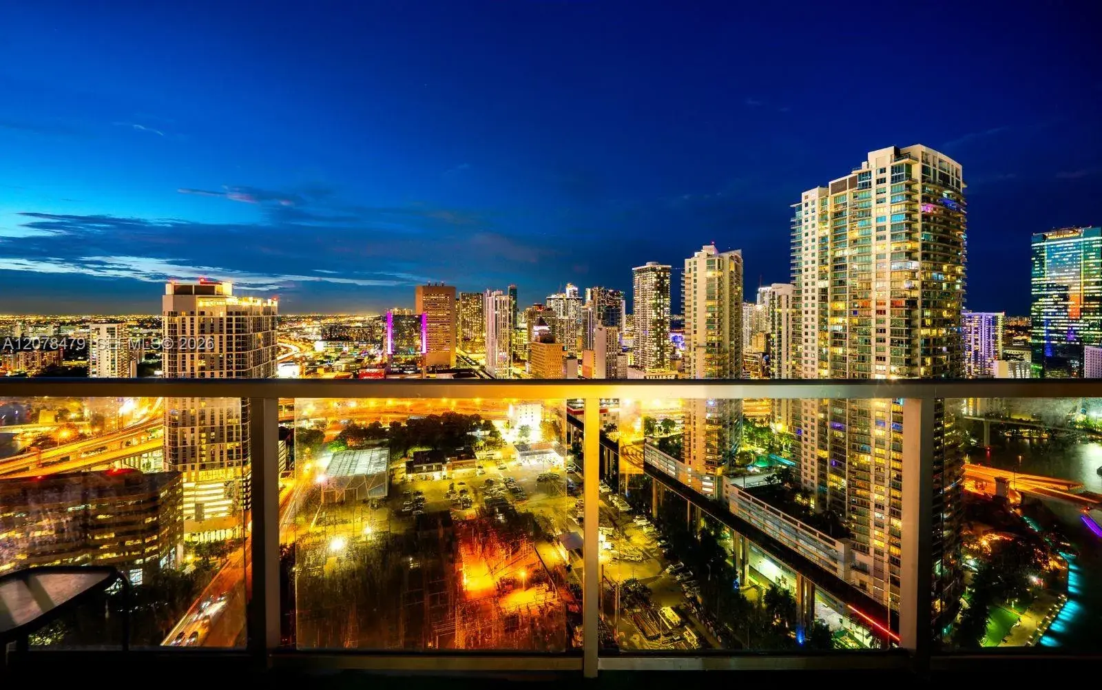 185 SW 7th St # 3609, Miami FL 33130
