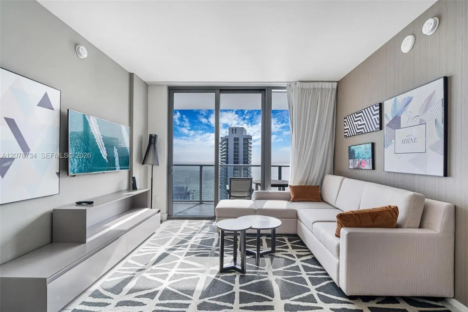 2 bedroom 2 bath Residential for sale at 4010 S Ocean Dr # R2507, Hollywood FL 33019