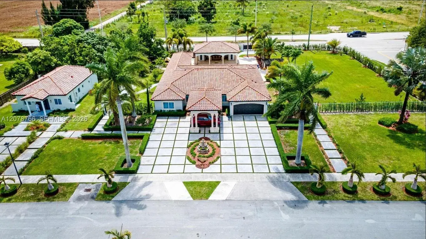 6 bedroom 5 bath Residential for sale at 17122 SW 156th Ct, Miami FL 33187