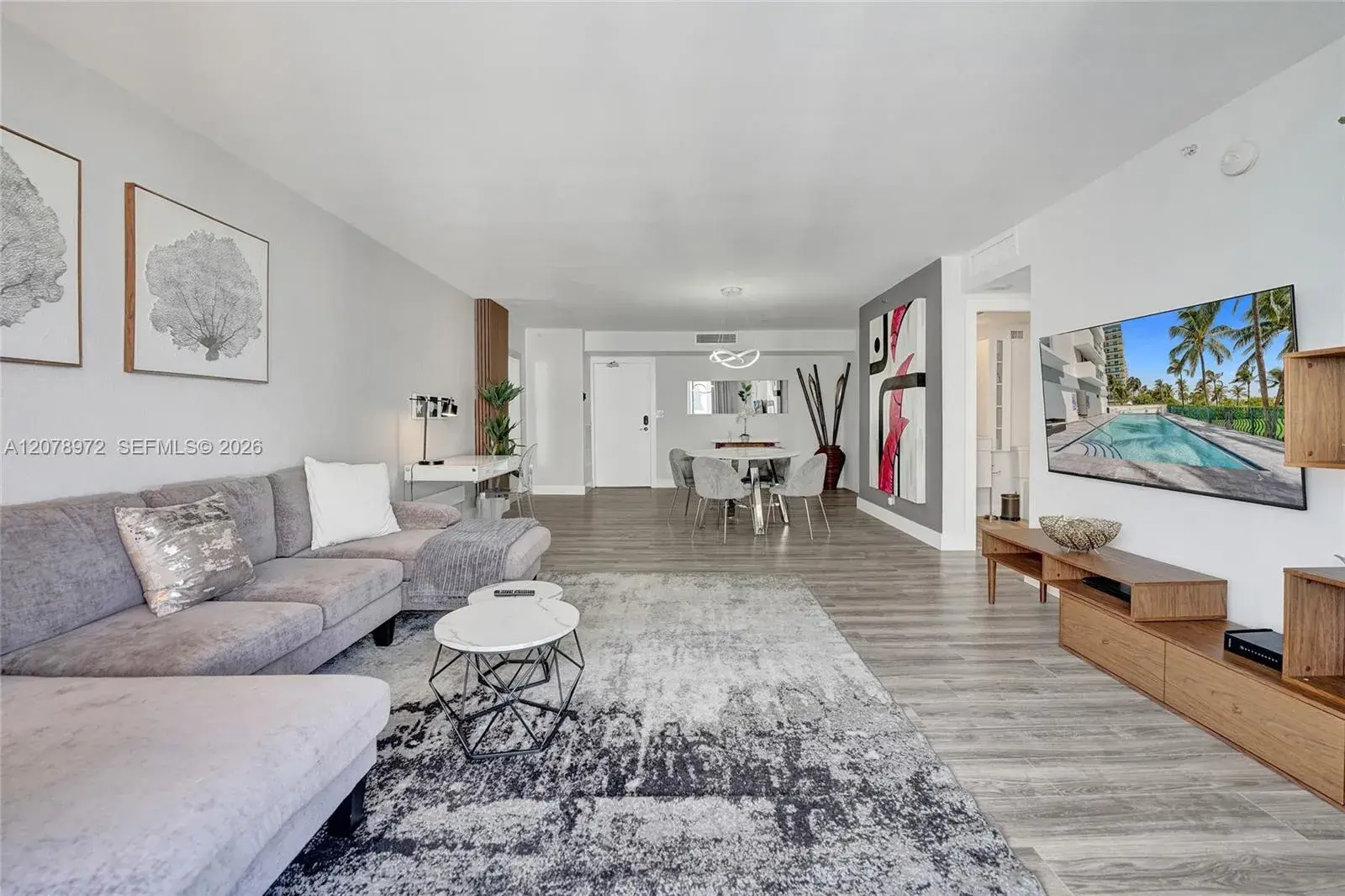 1 bedroom 1 bath Residential for sale at 9195 Collins Ave # 1109, Surfside FL 33154