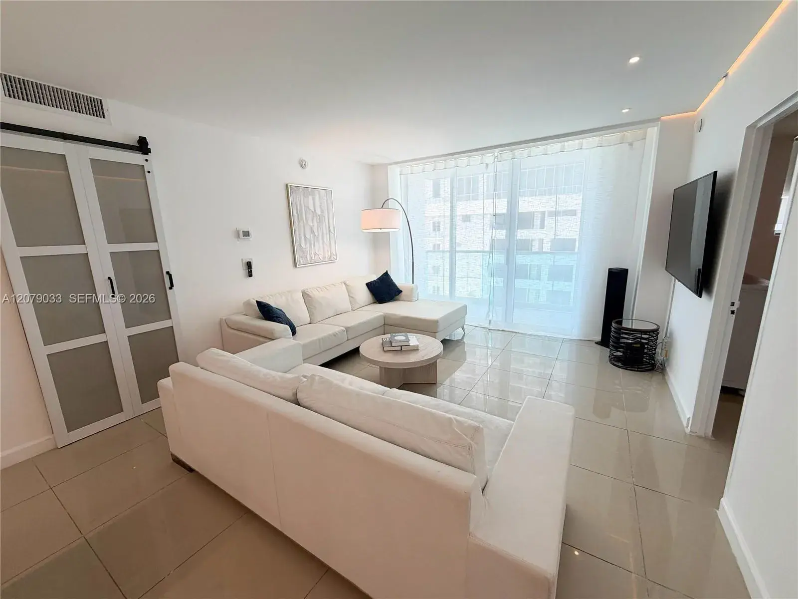 4001 S Ocean Dr # 11J, Hollywood FL 33019