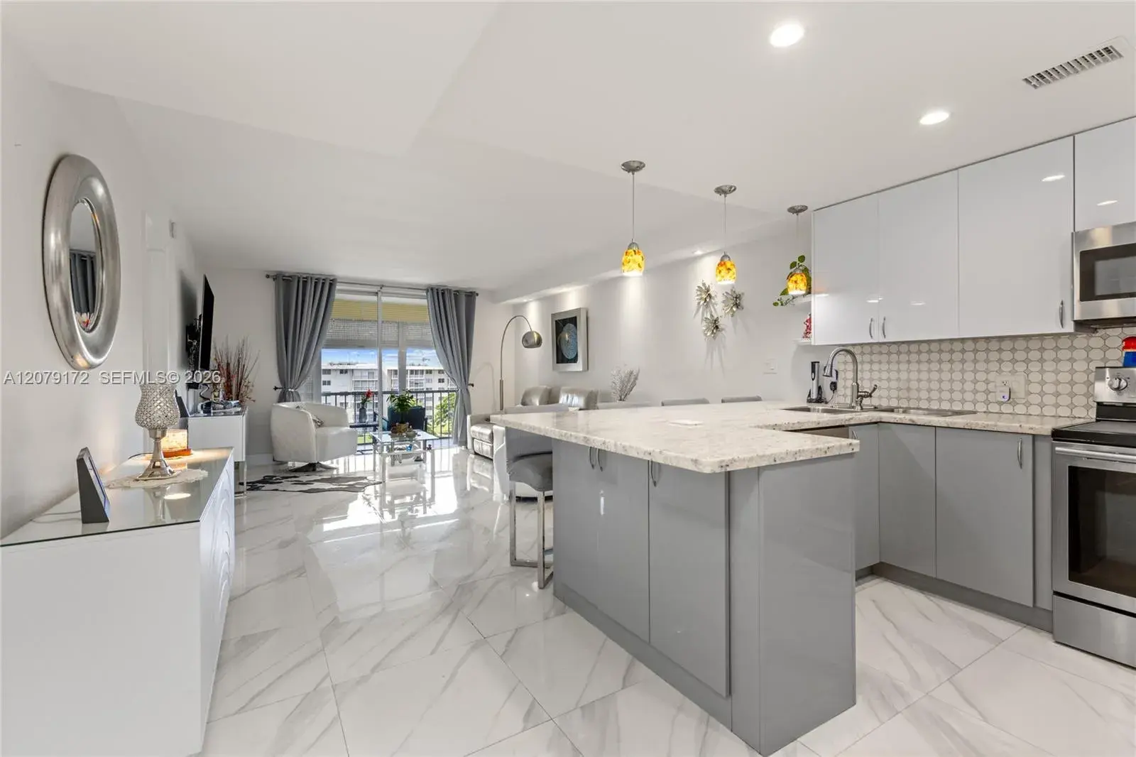 1 bedroom 1 bath Residential for sale at 2855 Leonard Dr # H605, Aventura FL 33160