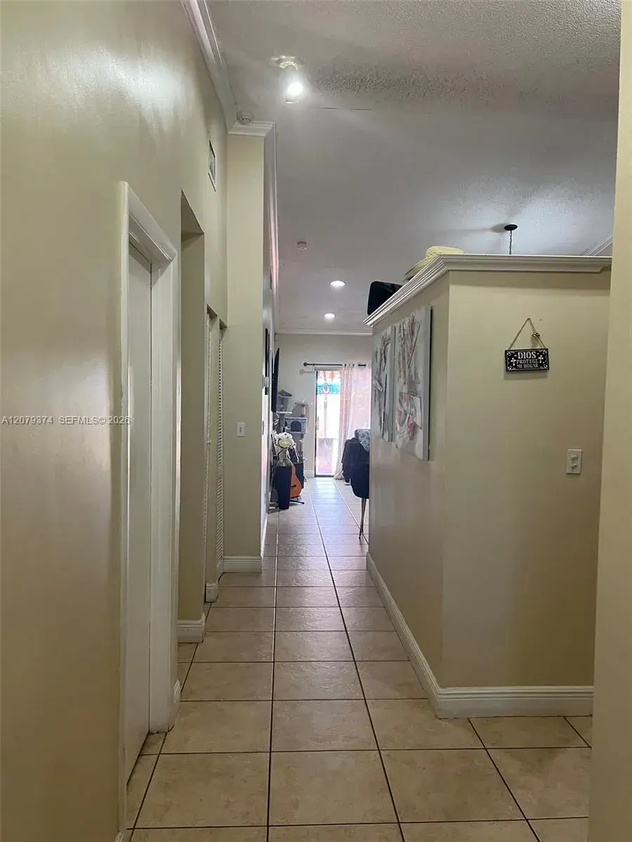 6028 SW 147th Pl, Miami FL 33193