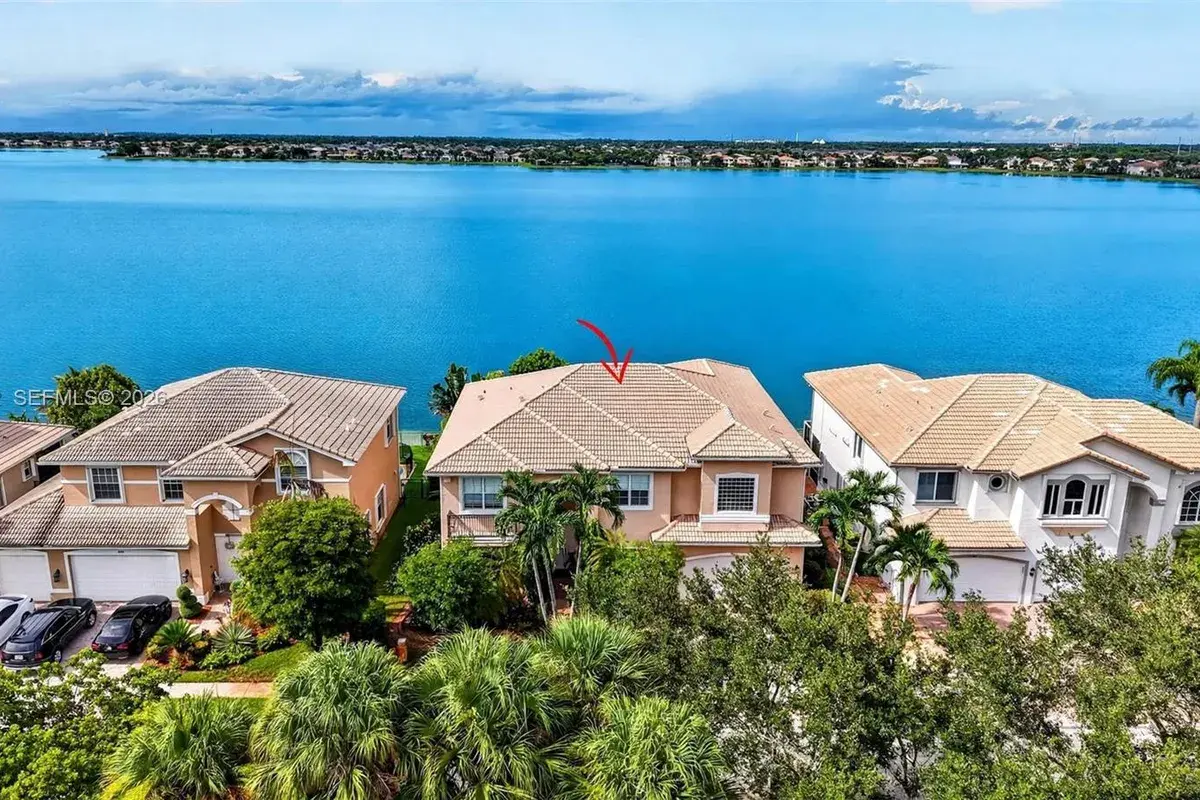 17579 SW 54th St, Miramar FL 33029