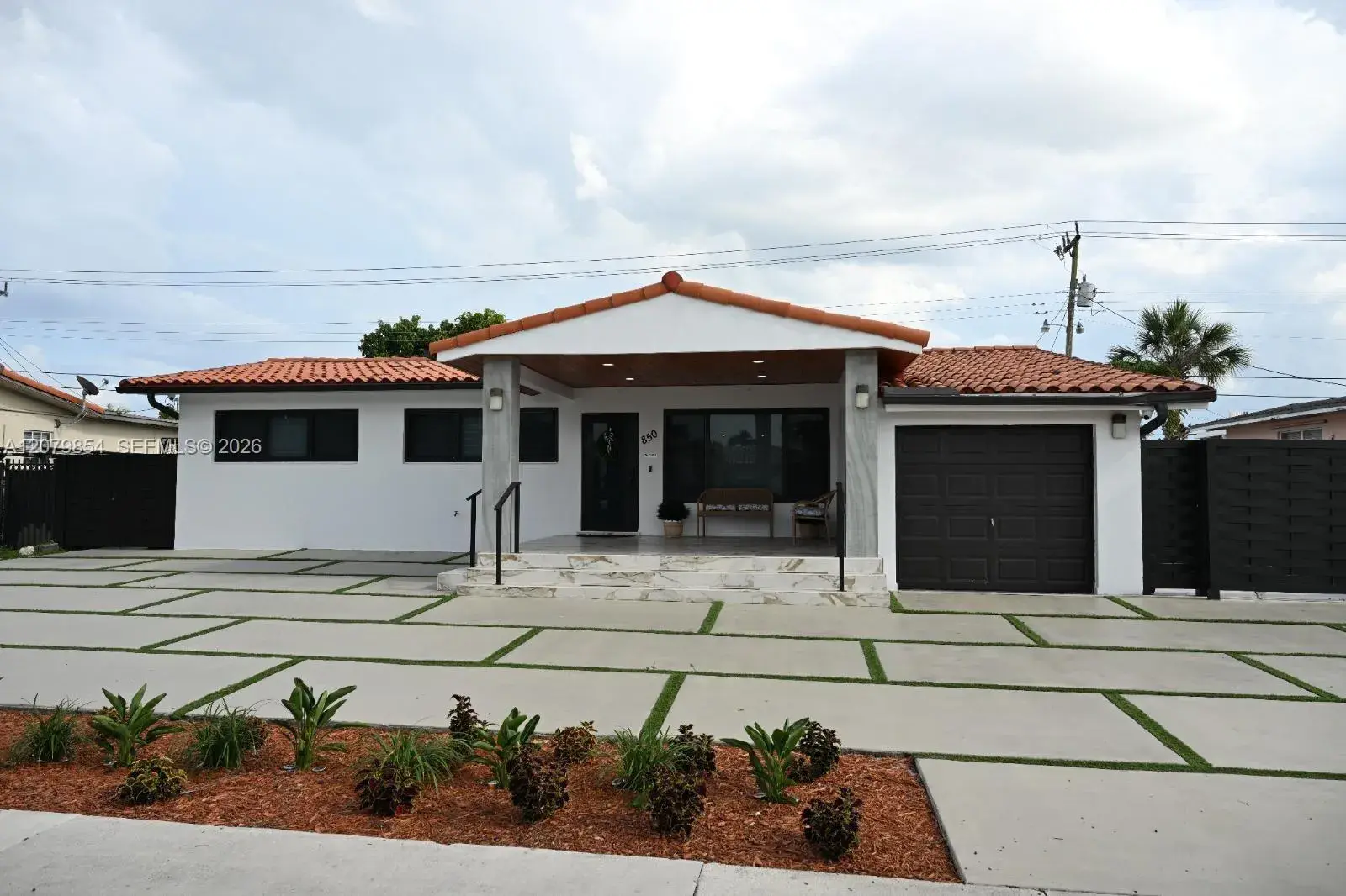 Business Opportunity for sale at 850 W 51st Pl, Hialeah FL 33012