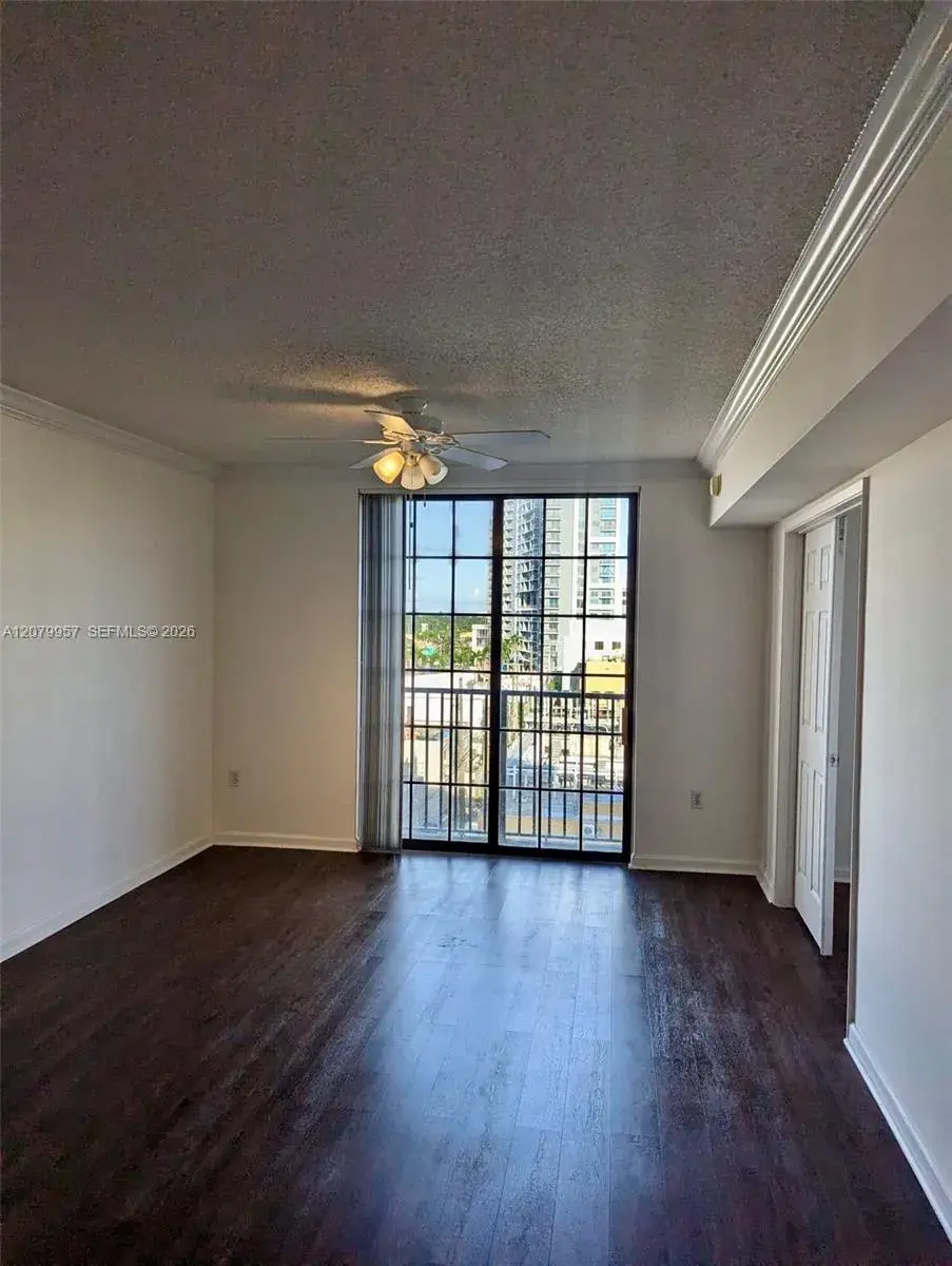 2 bedroom 1 bath Residential Lease for rent at 1919 Van Buren St # 721A, Hollywood FL 33020