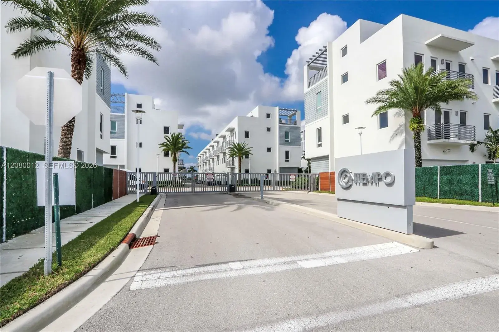 3340 NW 91st Ave, Doral FL 33172