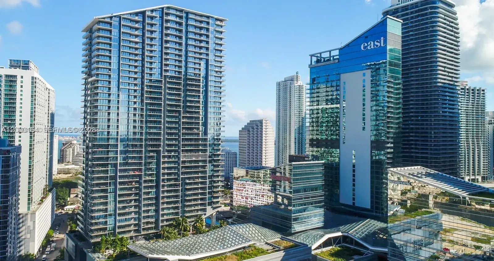 2 bedroom 2 bath Residential for sale at 68 SE 6th St # 1912, Miami FL 33131