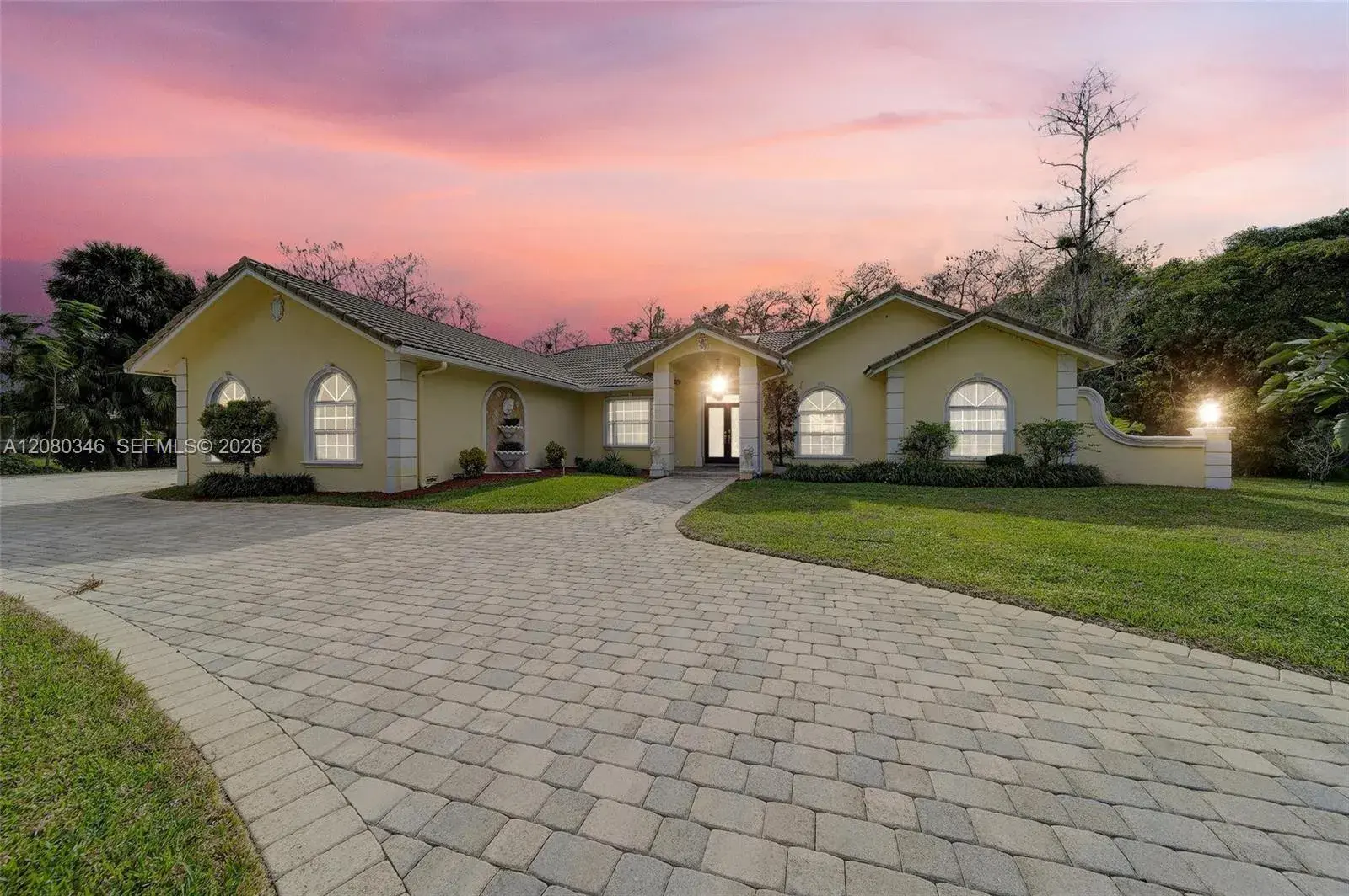 5 bedroom 3 bath Residential for sale at 4750 W Leitner Dr, Coral Springs FL 33067