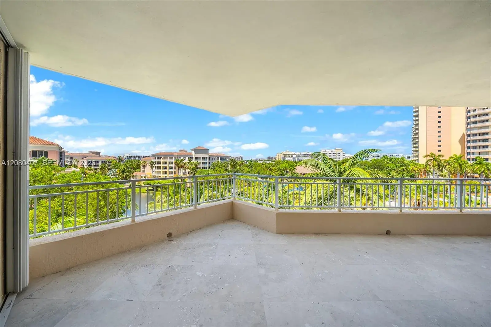 3 bedroom 4 bath Residential Lease for rent at 765 Crandon Blvd # 507, Key Biscayne FL 33149