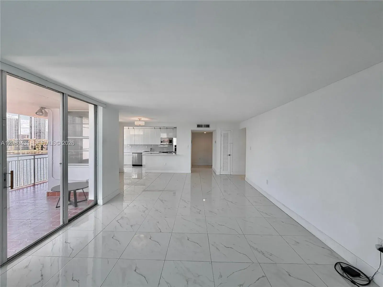 18081 Biscayne Blvd # 504, Aventura FL 33160