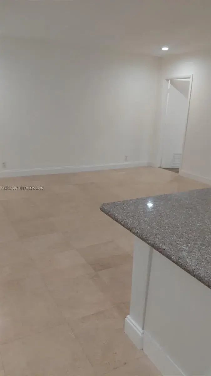 1429 SW 9th St # 9, Fort Lauderdale FL 33312