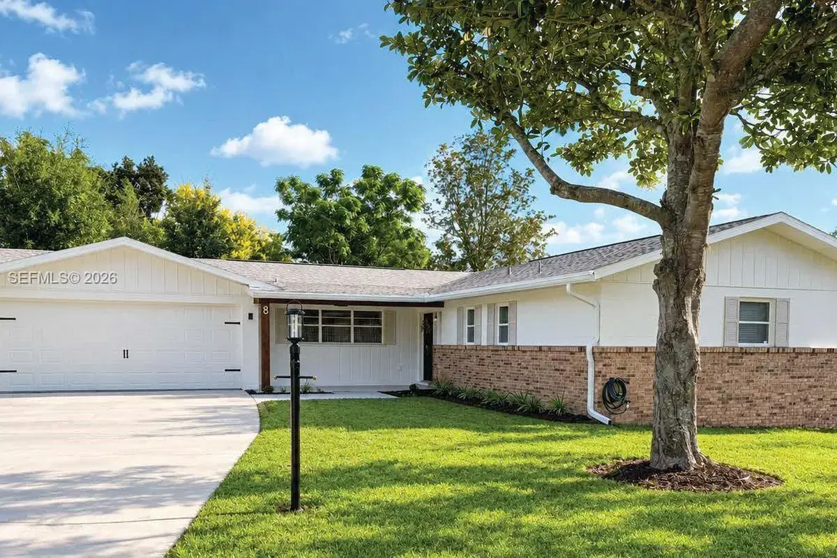 8 Emerald Way, Ocala FL 34472