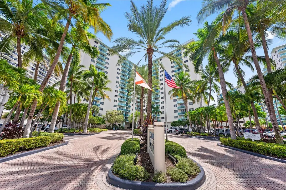 3801 S Ocean Dr # 4B, Hollywood FL 33019