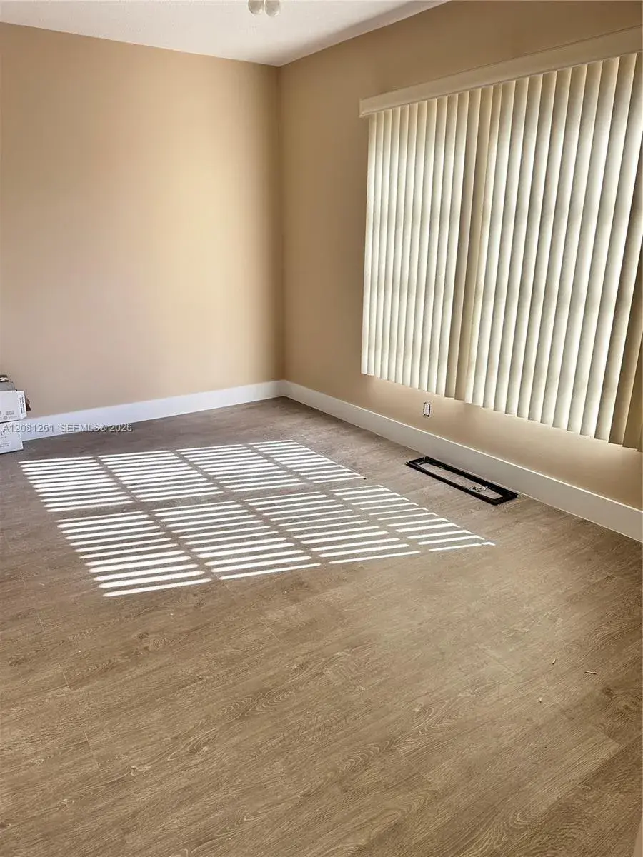 10777 W Sample Rd # 301, Coral Springs FL 33065