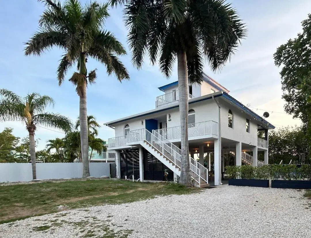350 Hazel St, Key Largo FL 33037