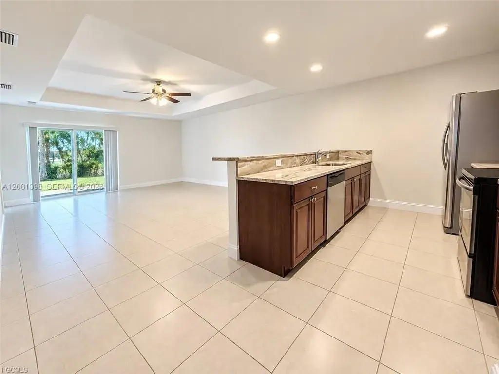 1310 SW 7th Ct # 0, Cape Coral FL 33991