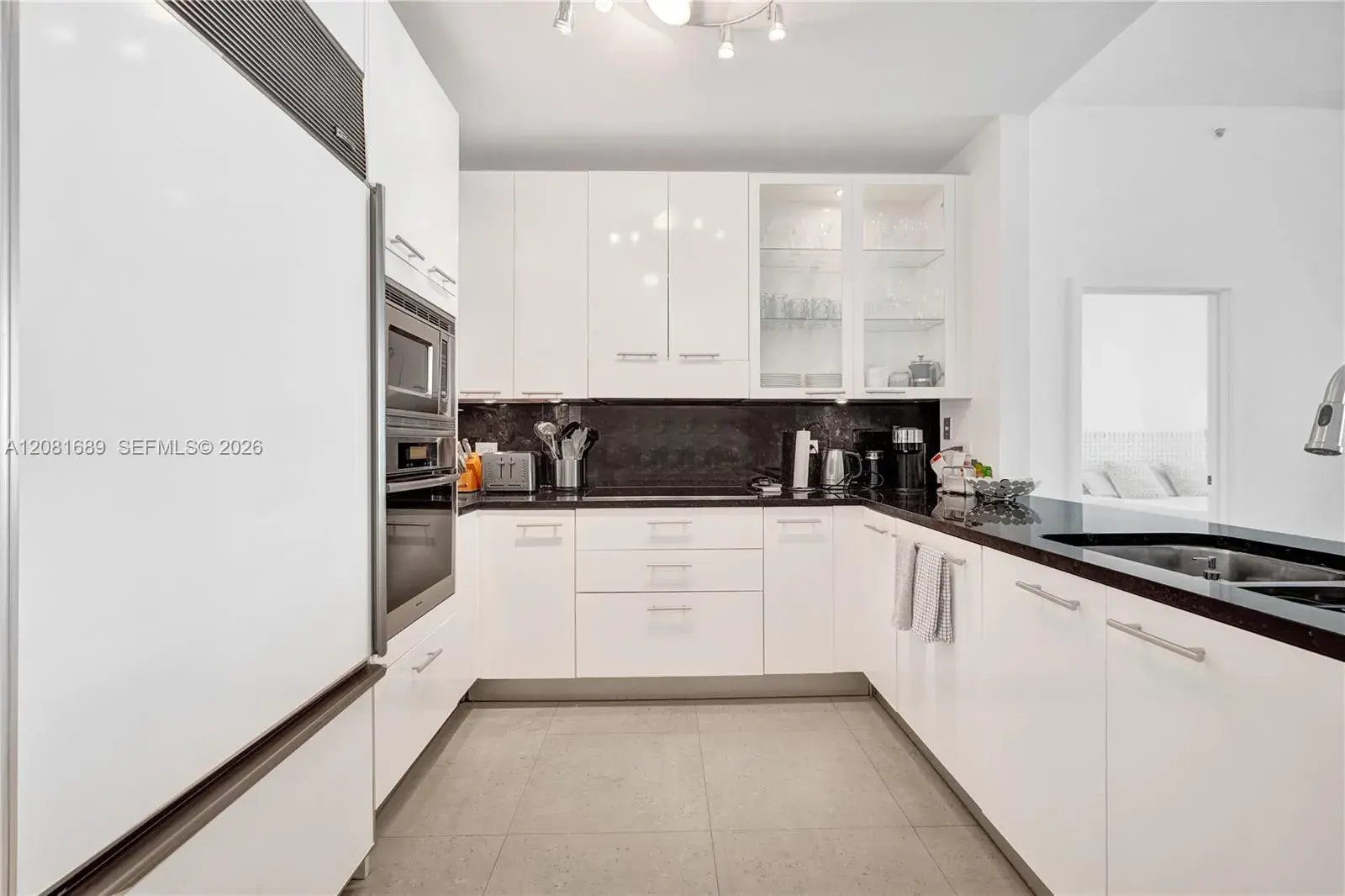6799 Collins Ave # 201, Miami Beach FL 33141