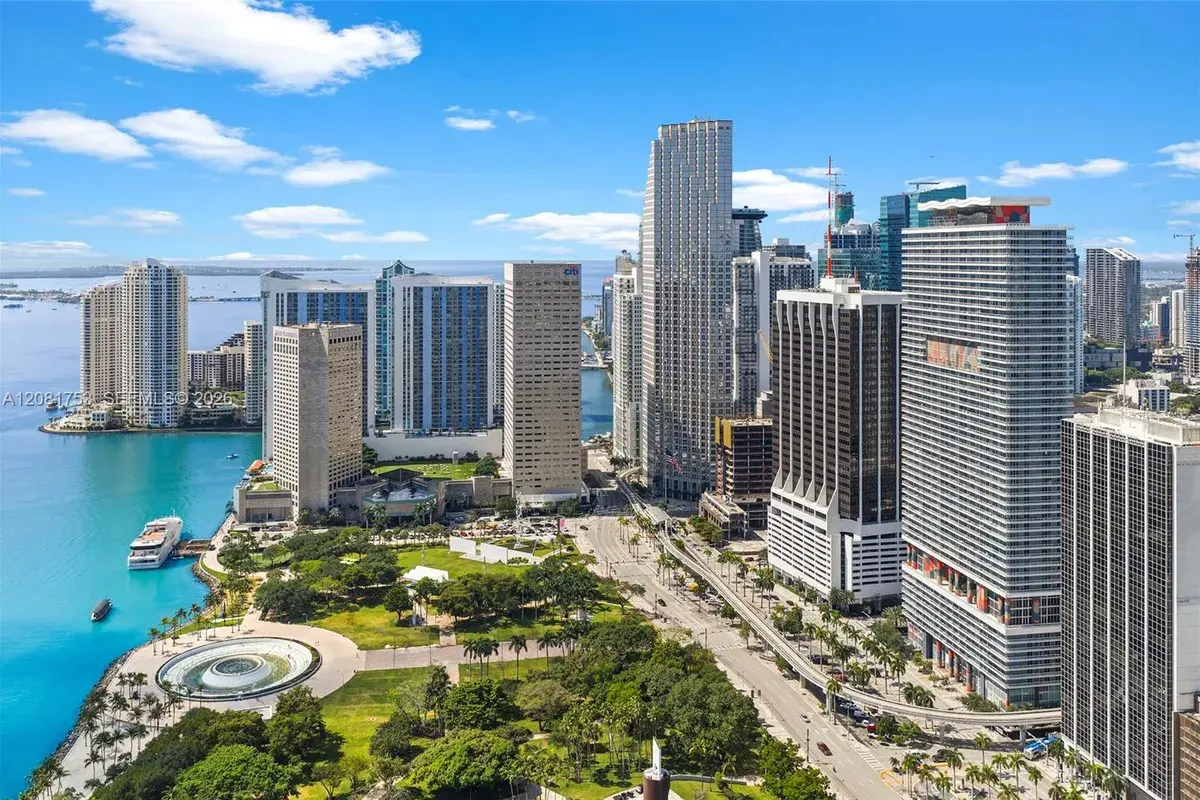 50 Biscayne Blvd # 3211, Miami FL 33132