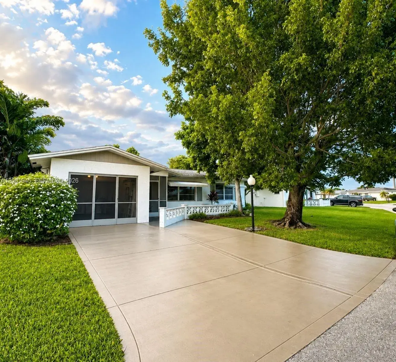 2 bedroom 2 bath Residential for sale at 5156 Michael Dr, West Palm Beach FL 33417