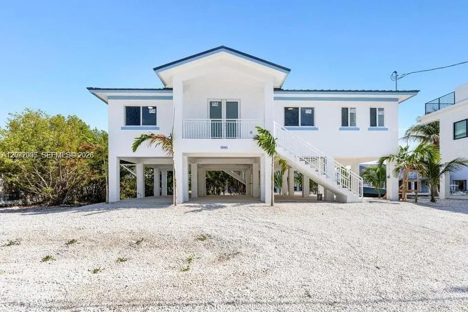 3 bedroom 2 bath Residential for sale at 31441 Avenue F, Big Pine FL 33043
