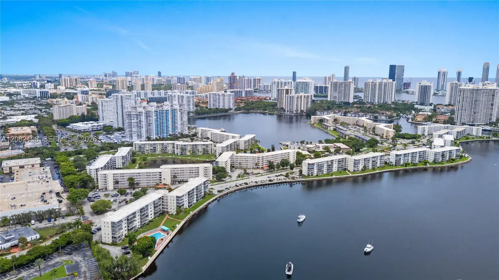 1 bedroom 1 bath Residential Lease for rent at 2903 Point East Dr # K503, Aventura FL 33160