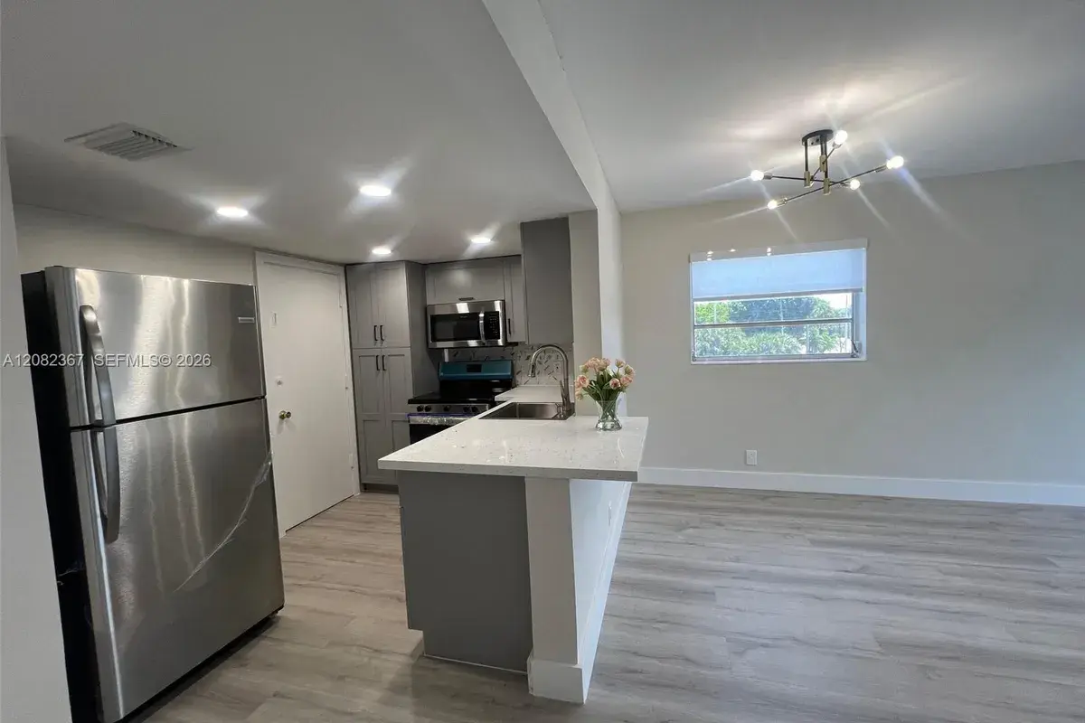 16801 NE 14th Ave # 311, Miami FL 33162