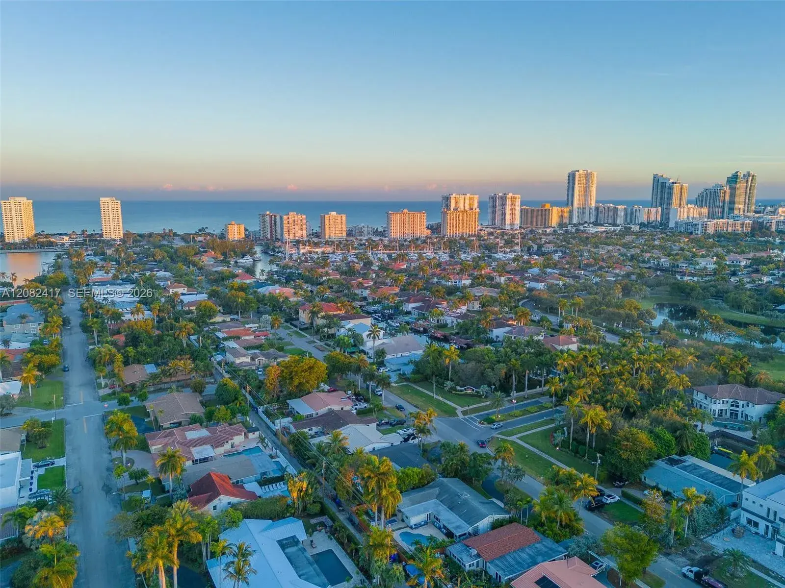 1025 Washington St, Hollywood FL 33019