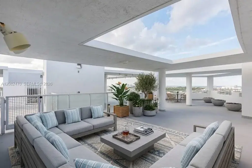 6700 Indian Creek Dr, Miami Beach FL 33141
