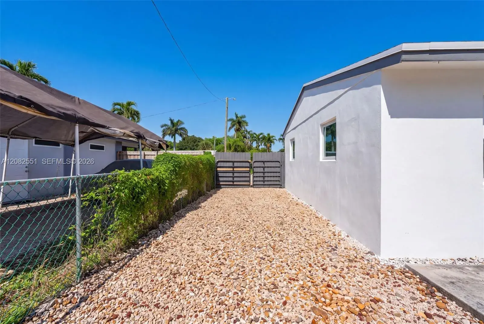 1541 SW 32nd Ct, Fort Lauderdale FL 33315