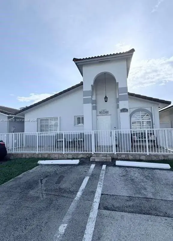 7001 W 35th Ave # 290, Hialeah FL 33018