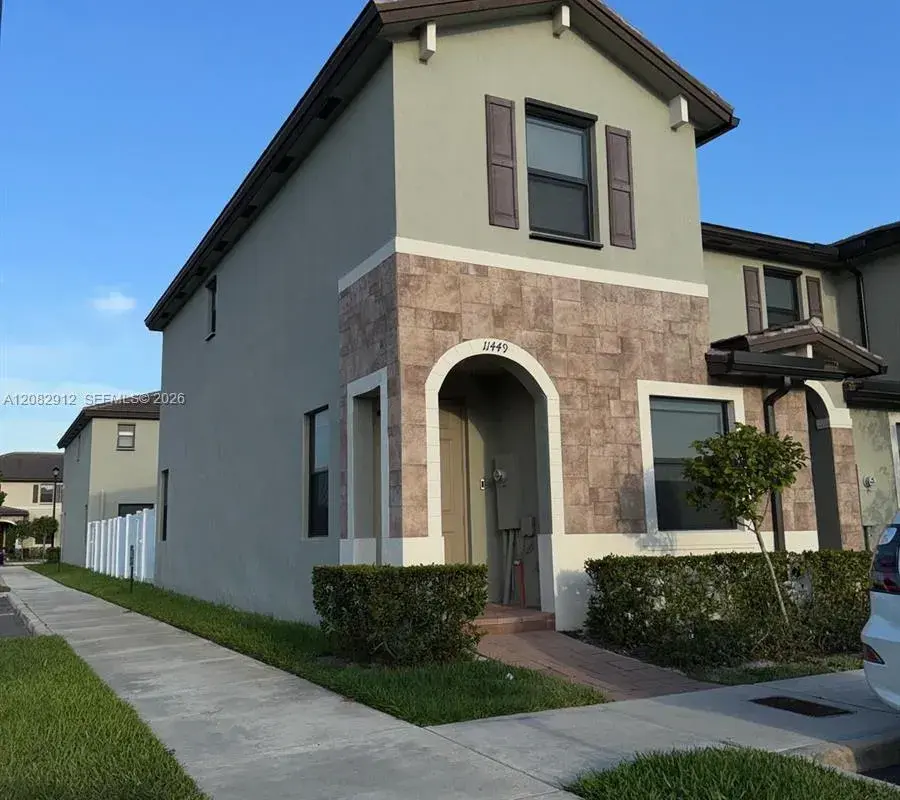 11449 W 34th Ln, Hialeah FL 33018