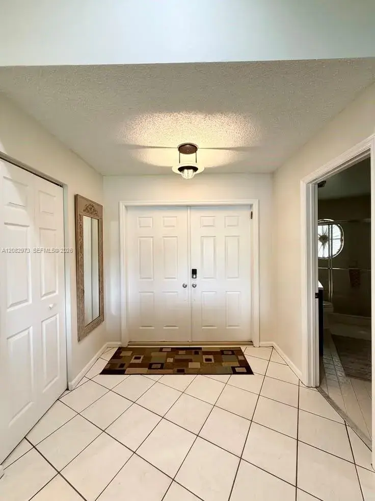 5796 SW 89th Way, Cooper City FL 33328