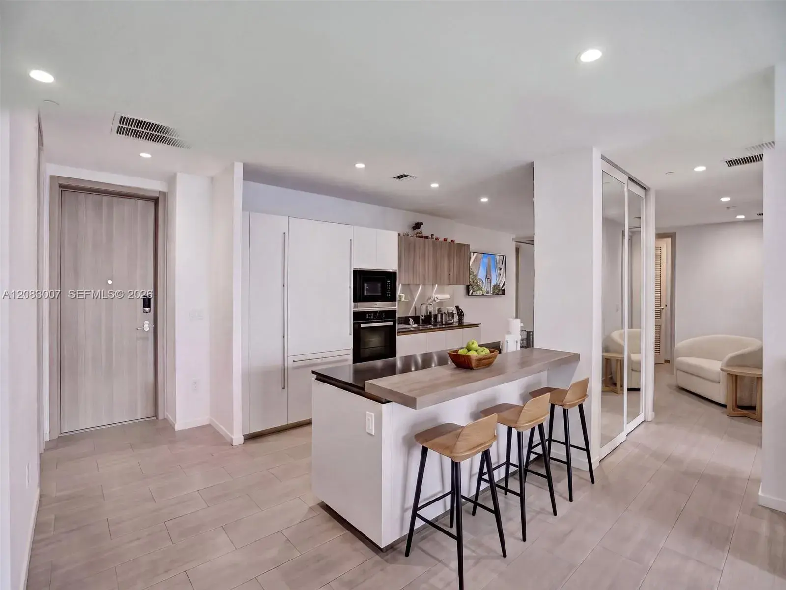 1000 Brickell Plz, Miami FL 33131