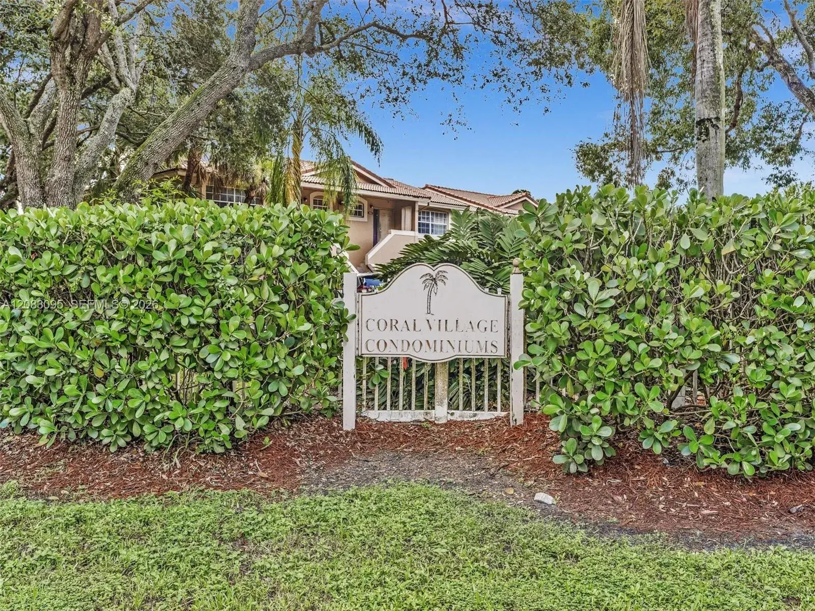 2 bedroom 2 bath Residential for sale at 11492 NW 43rd St # 11492, Coral Springs FL 33065
