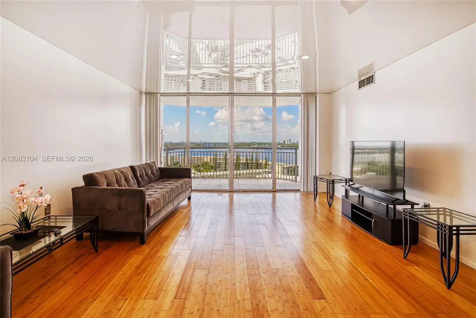 2 bedroom 2 bath Residential for sale at 18021 Biscayne Blvd # 1604, Aventura FL 33160