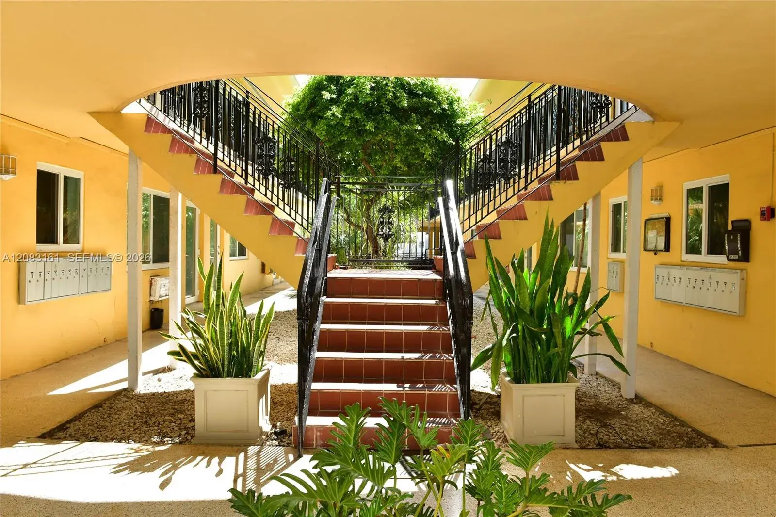 1 bedroom 1 bath Residential for sale at 65 Washington Ave # 25, Miami Beach FL 33139