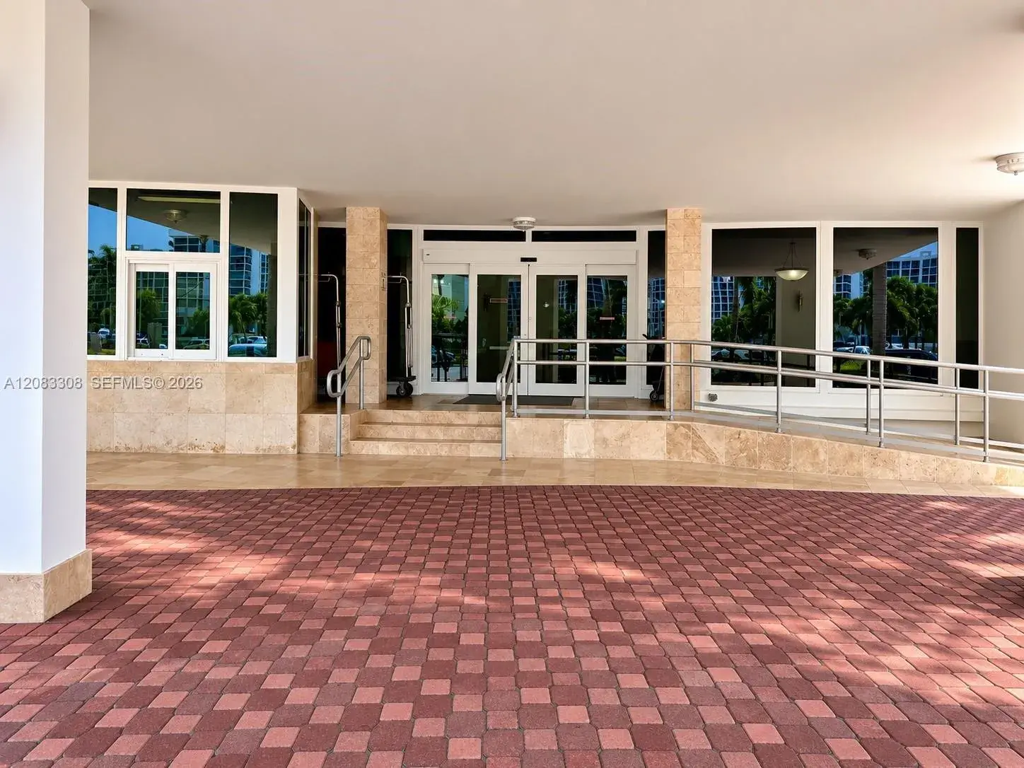 3505 S Ocean Dr # 402, Hollywood FL 33019
