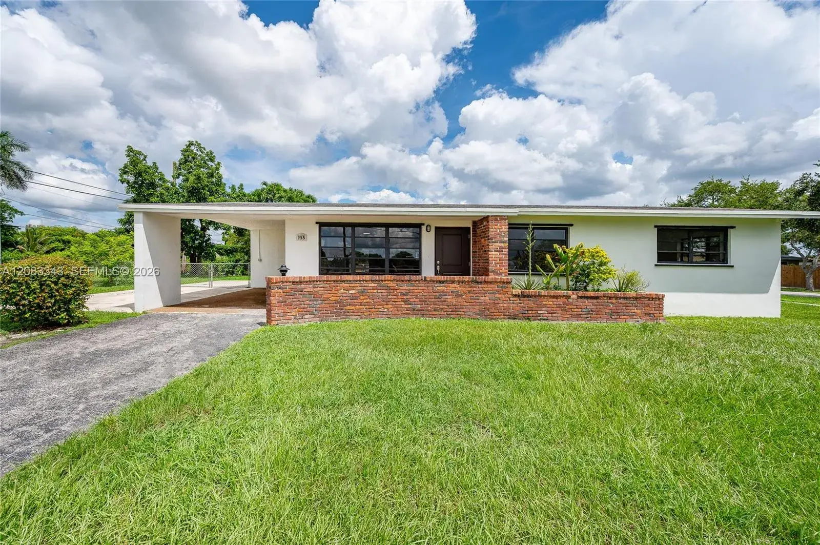 955 NW 15th St, Homestead FL 33030
