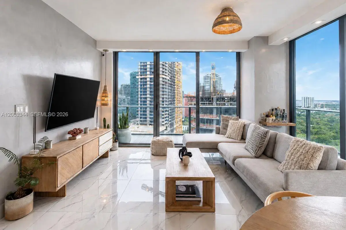 1300 S Miami Ave # 2006, Miami FL 33130