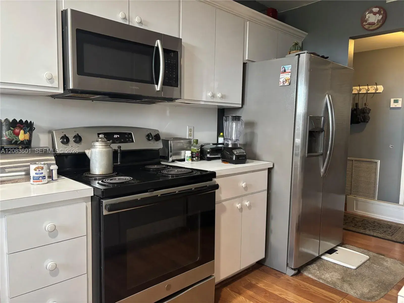 2 bedroom 2 bath Residential for sale at 3800 Hillcrest Dr # 1011, Hollywood FL 33021
