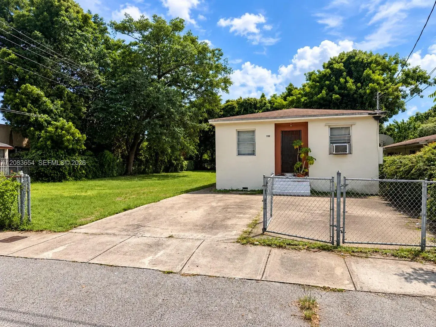 Residential Income for sale at 722 NW 53rd St, Miami FL 33127