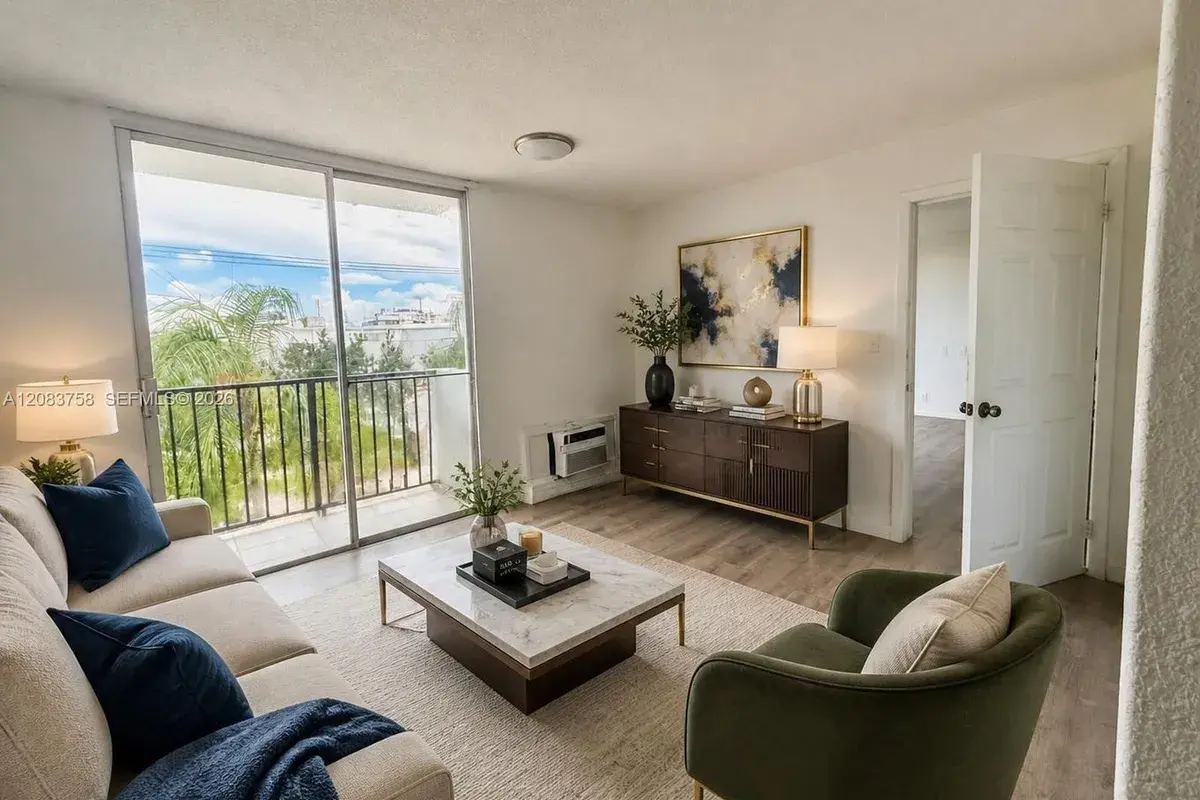 16450 NW 2 # 309, Miami FL 33169