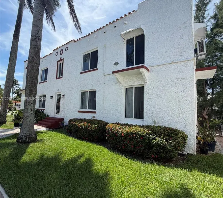 817 Tyler St # 11, Hollywood FL 33019